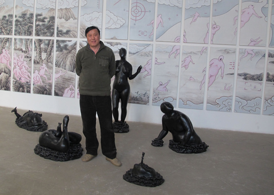 Image 6 Guan Wei in his studio